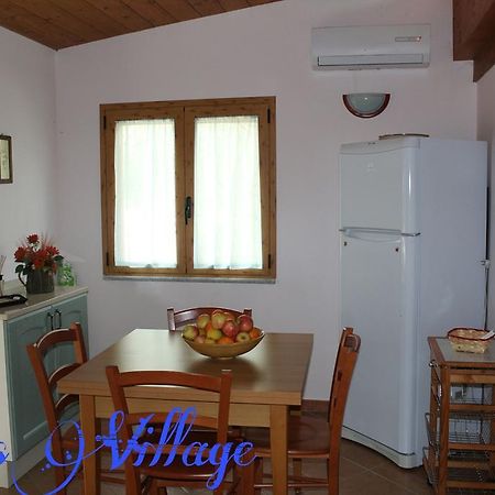 Iris Village San Sostene Екстериор снимка