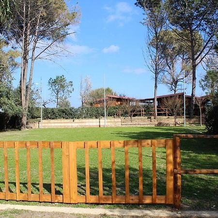 Iris Village San Sostene Екстериор снимка