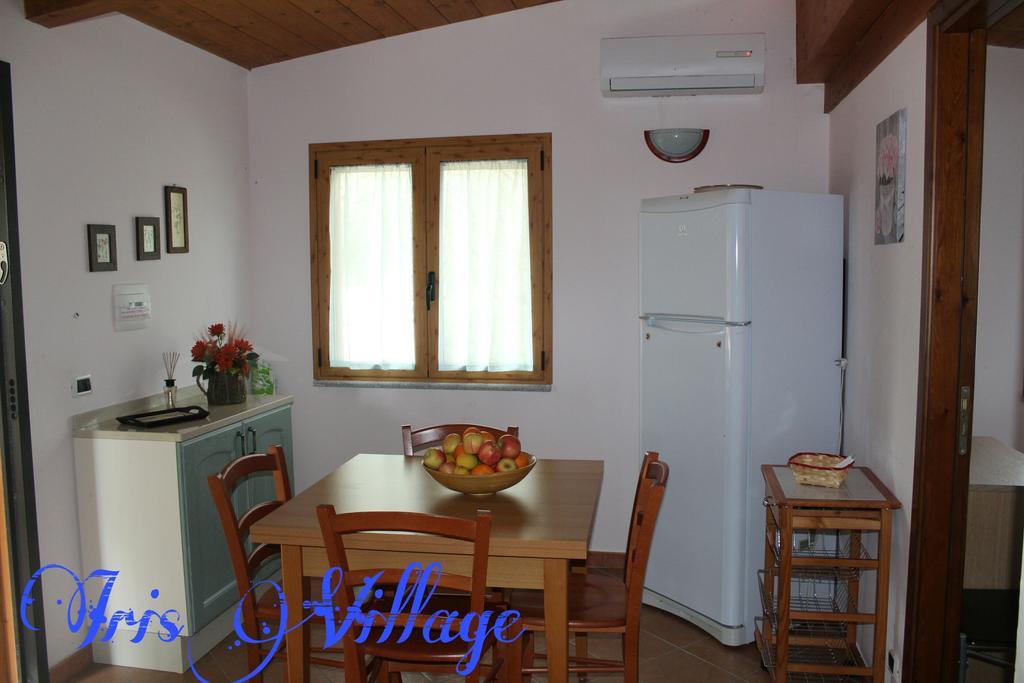 Iris Village San Sostene Екстериор снимка