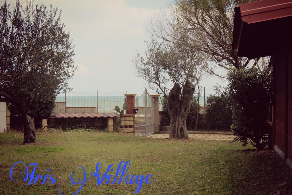 Iris Village San Sostene Екстериор снимка